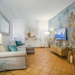 domus-regola-luxury-apartment.it-romehotels.com/