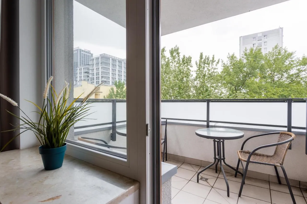 Golden Apartments Warsaw - Big And Bright Stylish Apartments - City Center - Pereca