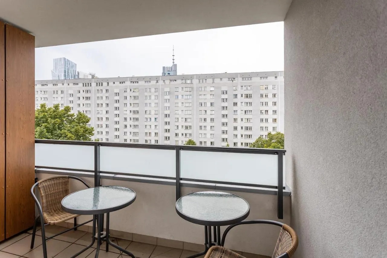 Golden Apartments Warsaw - Big And Bright Stylish Apartments - City Center - Pereca