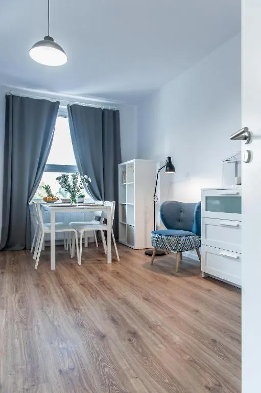 Golden Apartments Warsaw - Big And Bright Stylish Apartments - City Center - Pereca