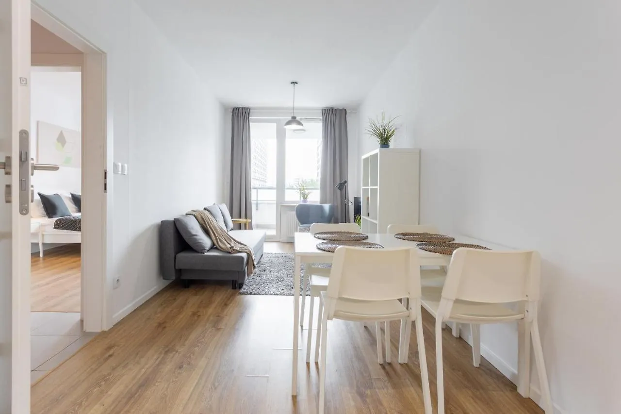 Golden Apartments Warsaw - Big And Bright Stylish Apartments - City Center - Pereca Poland