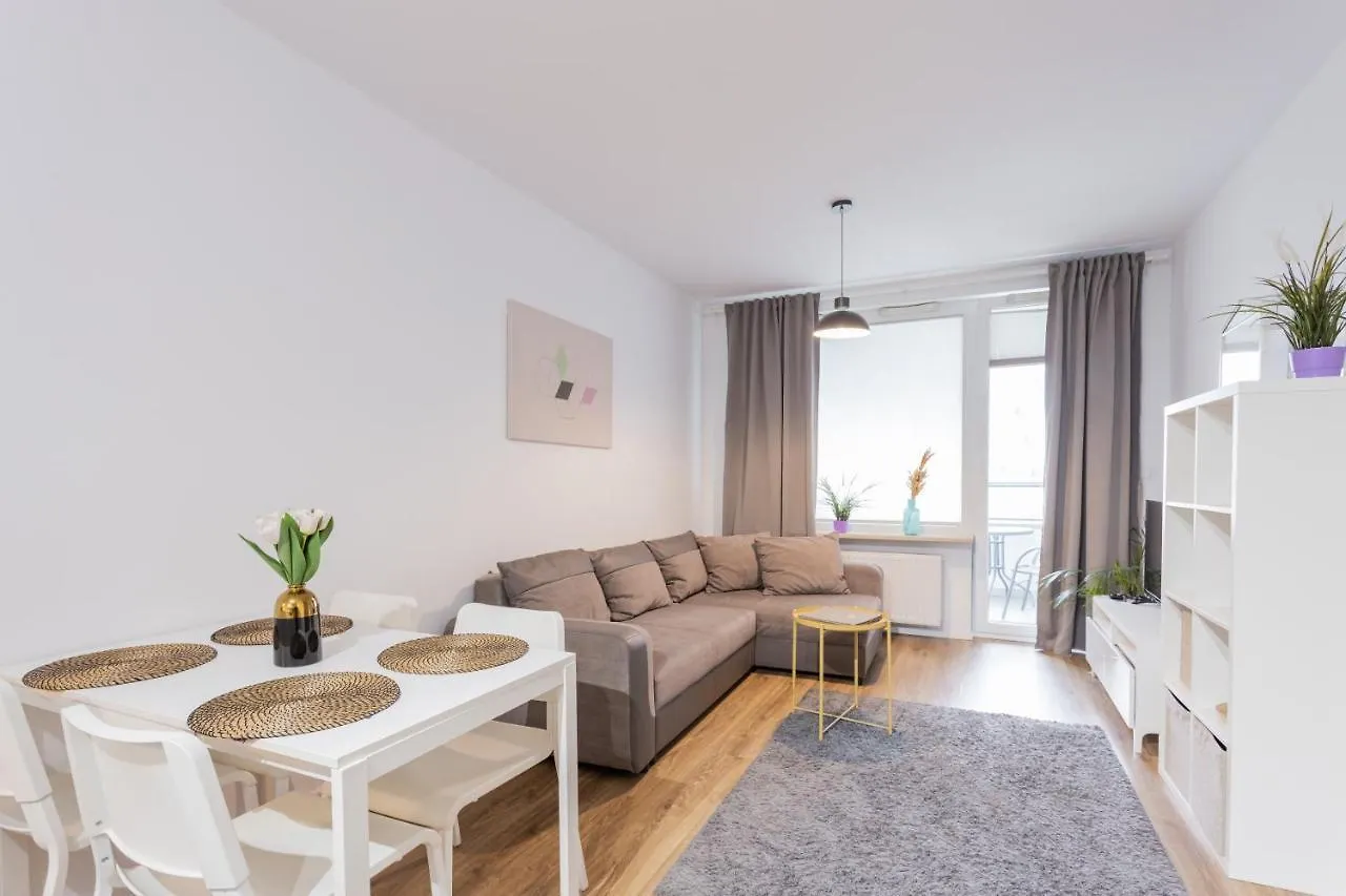 Golden Apartments Warsaw - Big And Bright Stylish Apartments - City Center - Pereca