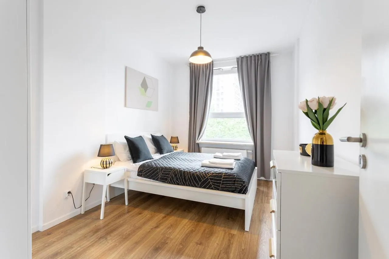 Golden Apartments Warsaw - Big And Bright Stylish Apartments - City Center - Pereca